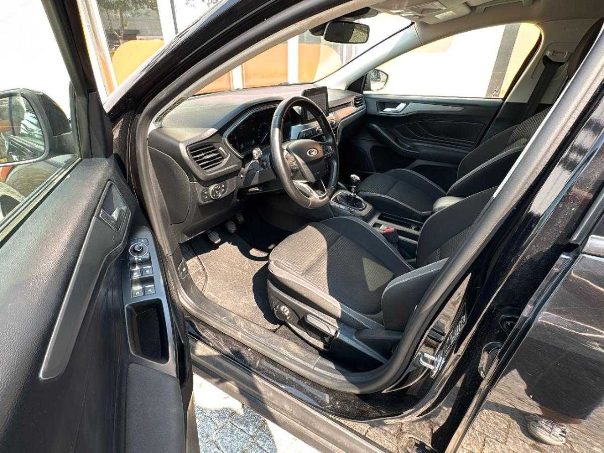 ford-focus-sw-2022-gasolina-999cc