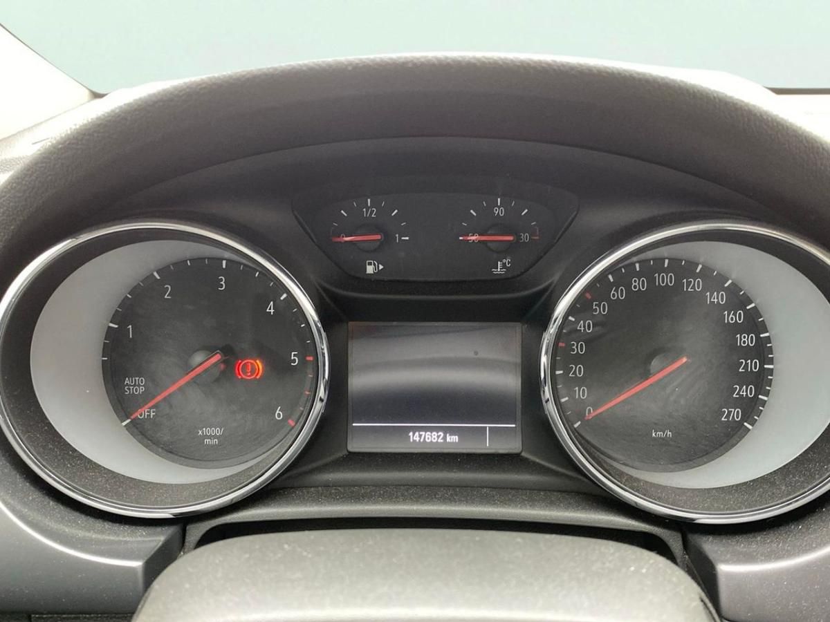 opel-astra-sport-tourer-2021-diesel-1496cc