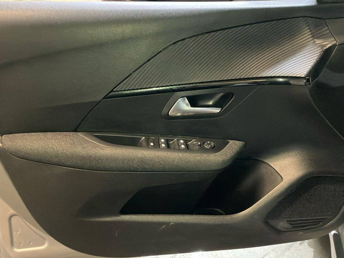 peugeot-208-2025-hibrido-a-gasolina-1199cc