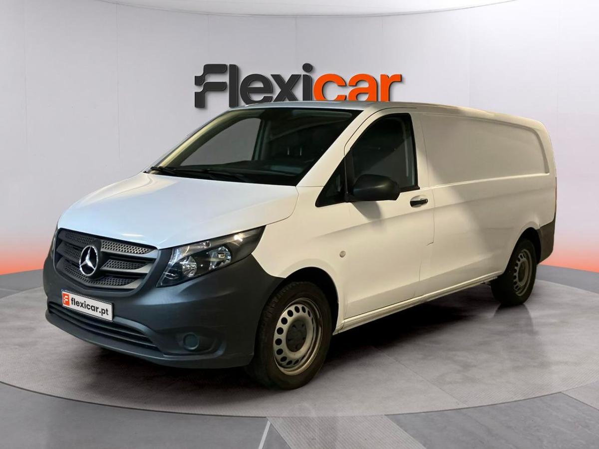 mercedes-benz-vito-2023-diesel-1950cc