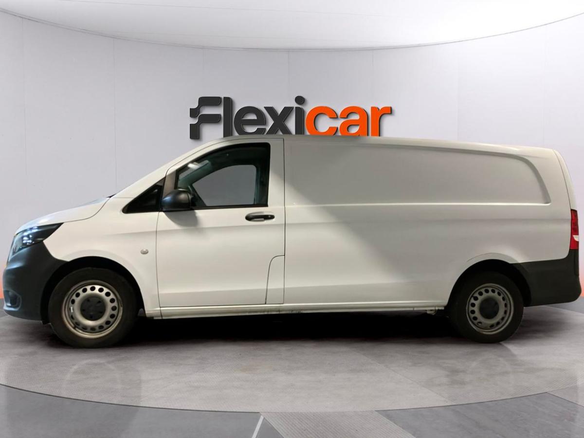 mercedes-benz-vito-2023-diesel-1950cc