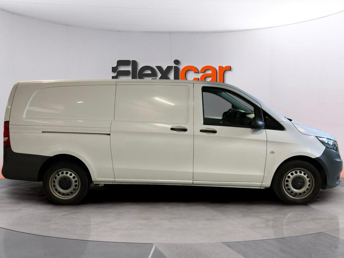 mercedes-benz-vito-2023-diesel-1950cc