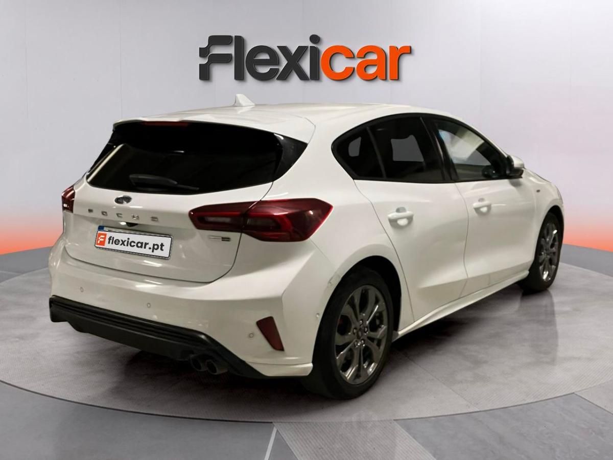 ford-focus-2023-diesel-999cc