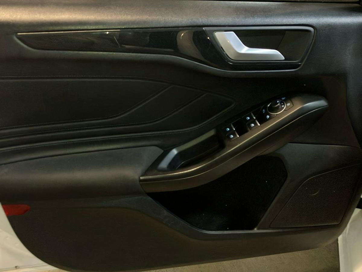 ford-focus-2023-diesel-999cc