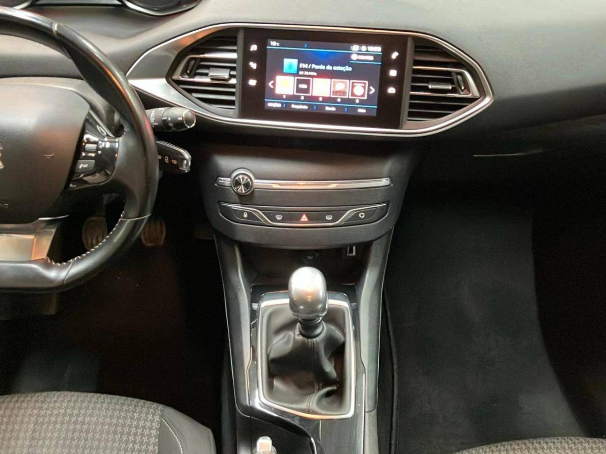 peugeot-308-sw-2018-gasolina-1199cc