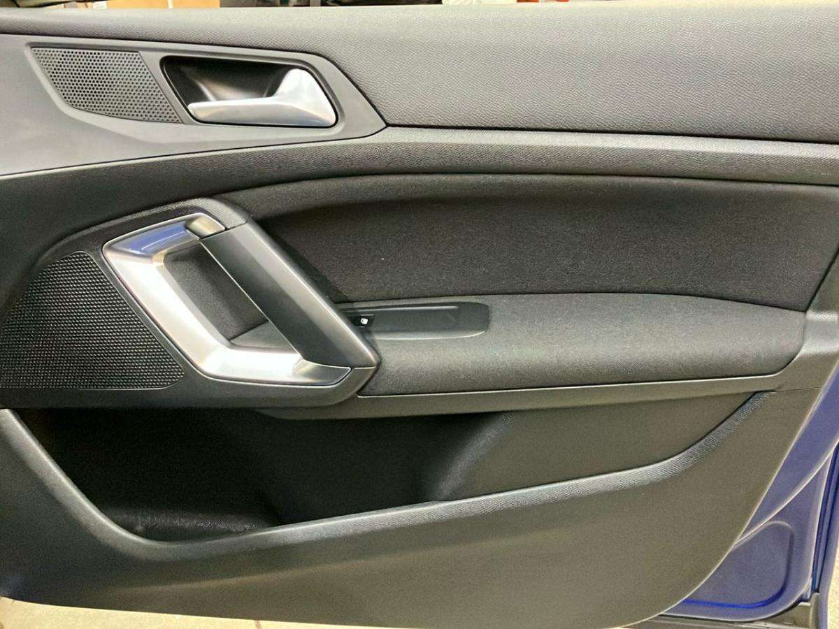 peugeot-308-sw-2018-gasolina-1199cc