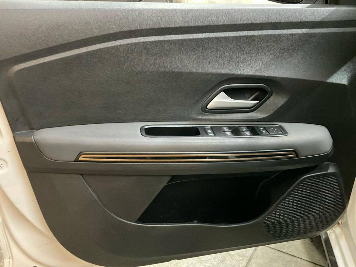 dacia-sandero-2024-gpl-999cc