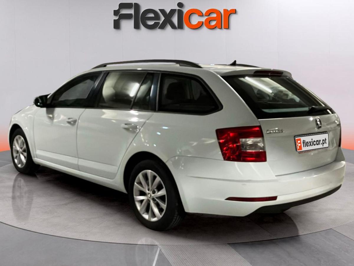 skoda-octavia-2019-diesel-1598cc