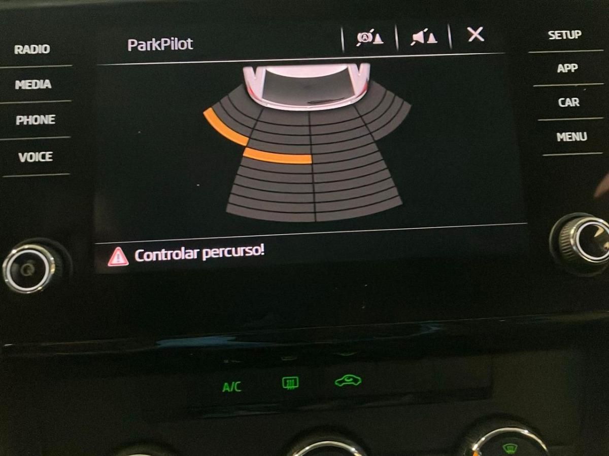 skoda-octavia-2019-diesel-1598cc