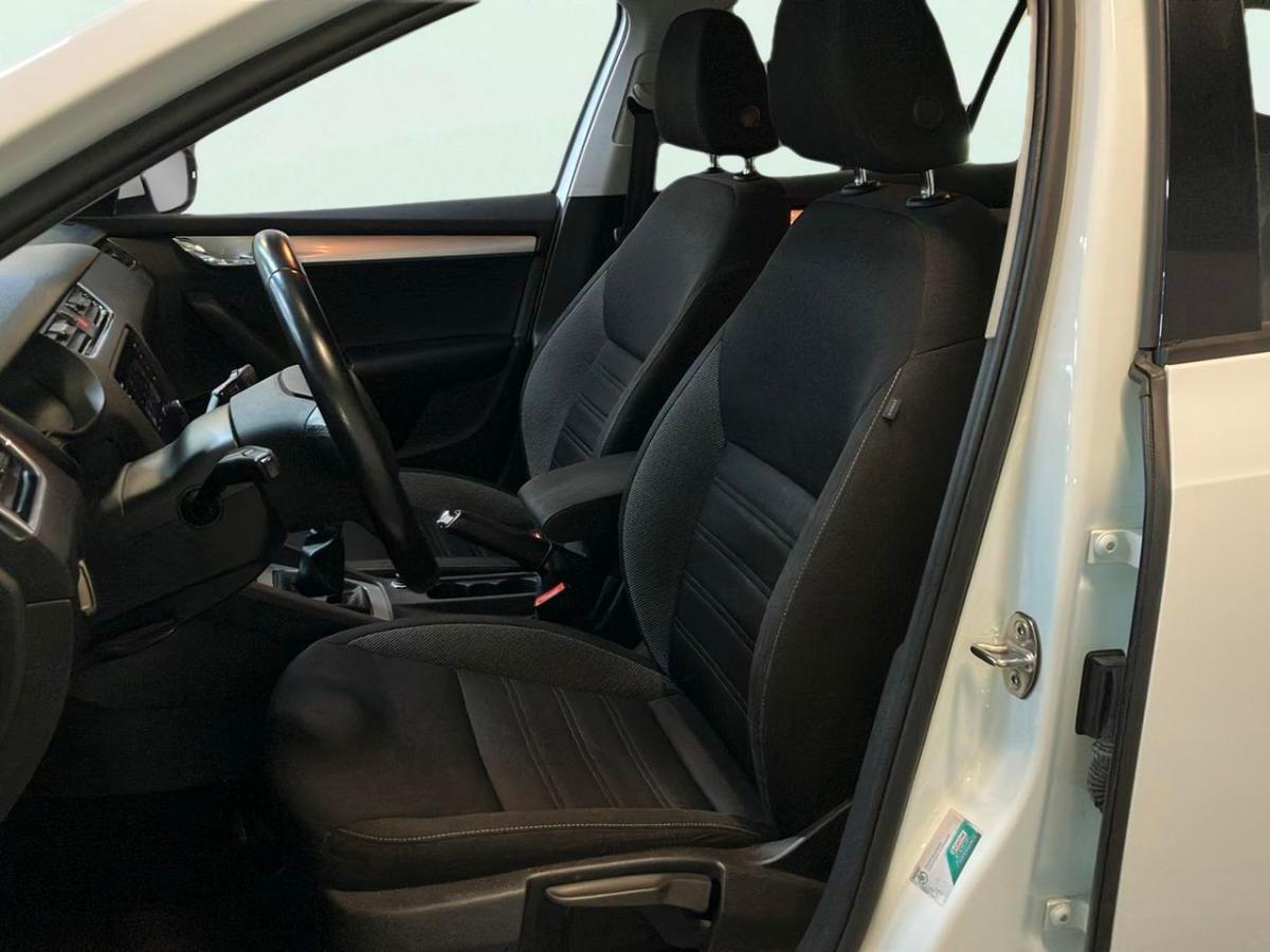 skoda-octavia-2019-diesel-1598cc