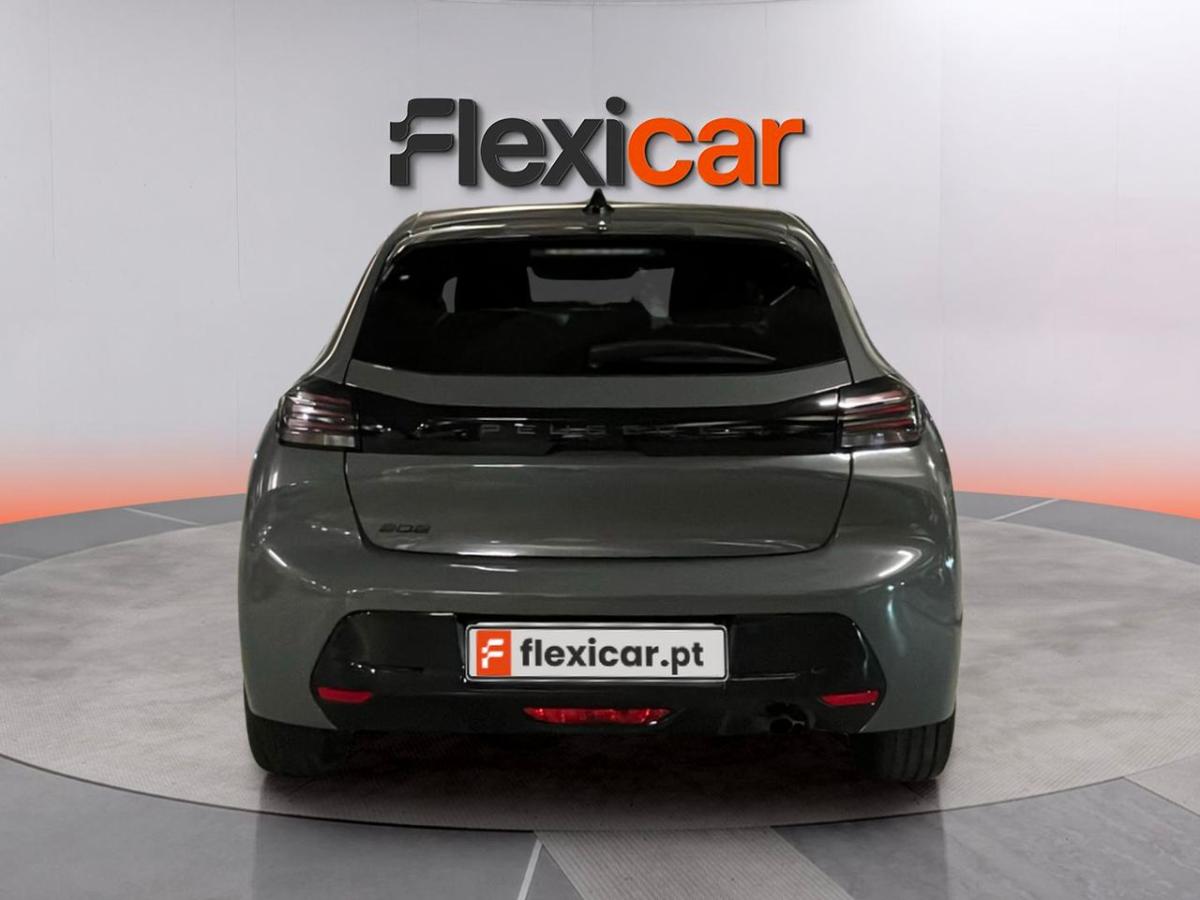 peugeot-208-2024-gasolina-1199cc