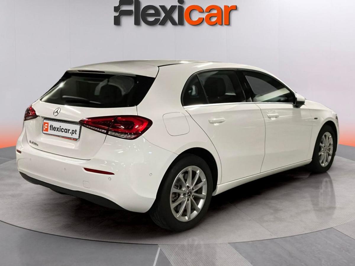 mercedes-benz-classe-a-2021-hibrido-a-gasolina-1332cc