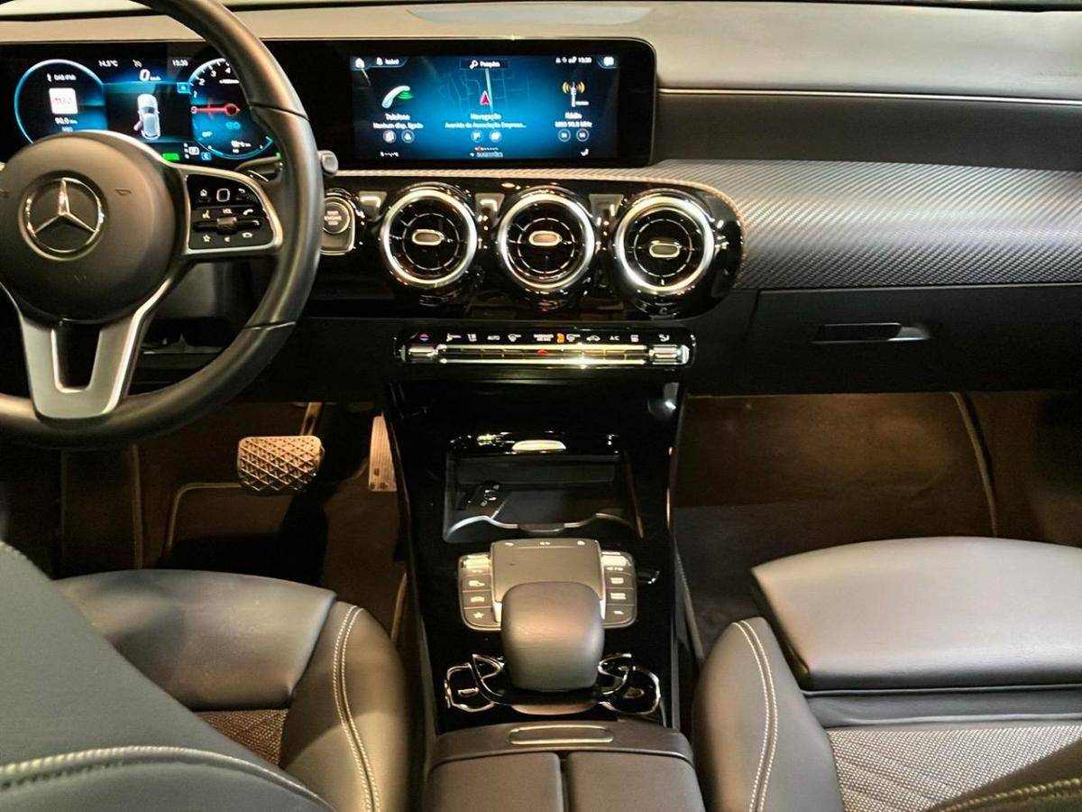 mercedes-benz-classe-a-2021-hibrido-a-gasolina-1332cc