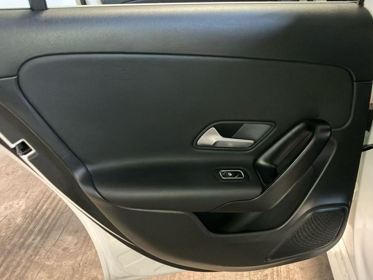 mercedes-benz-classe-a-2021-hibrido-a-gasolina-1332cc
