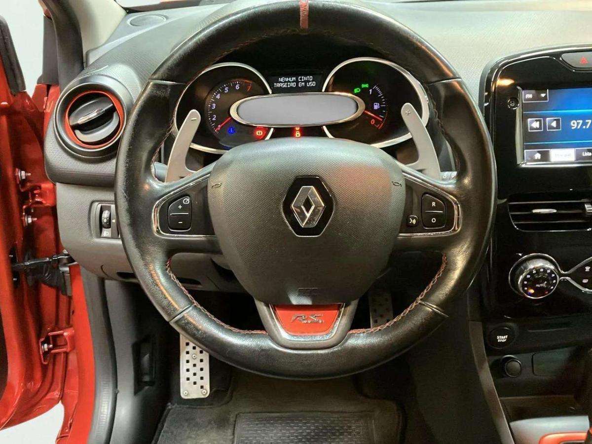 renault-clio-2013-gasolina-1618cc
