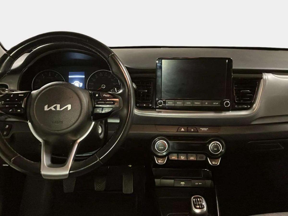 kia-stonic-2022-gasolina-998cc