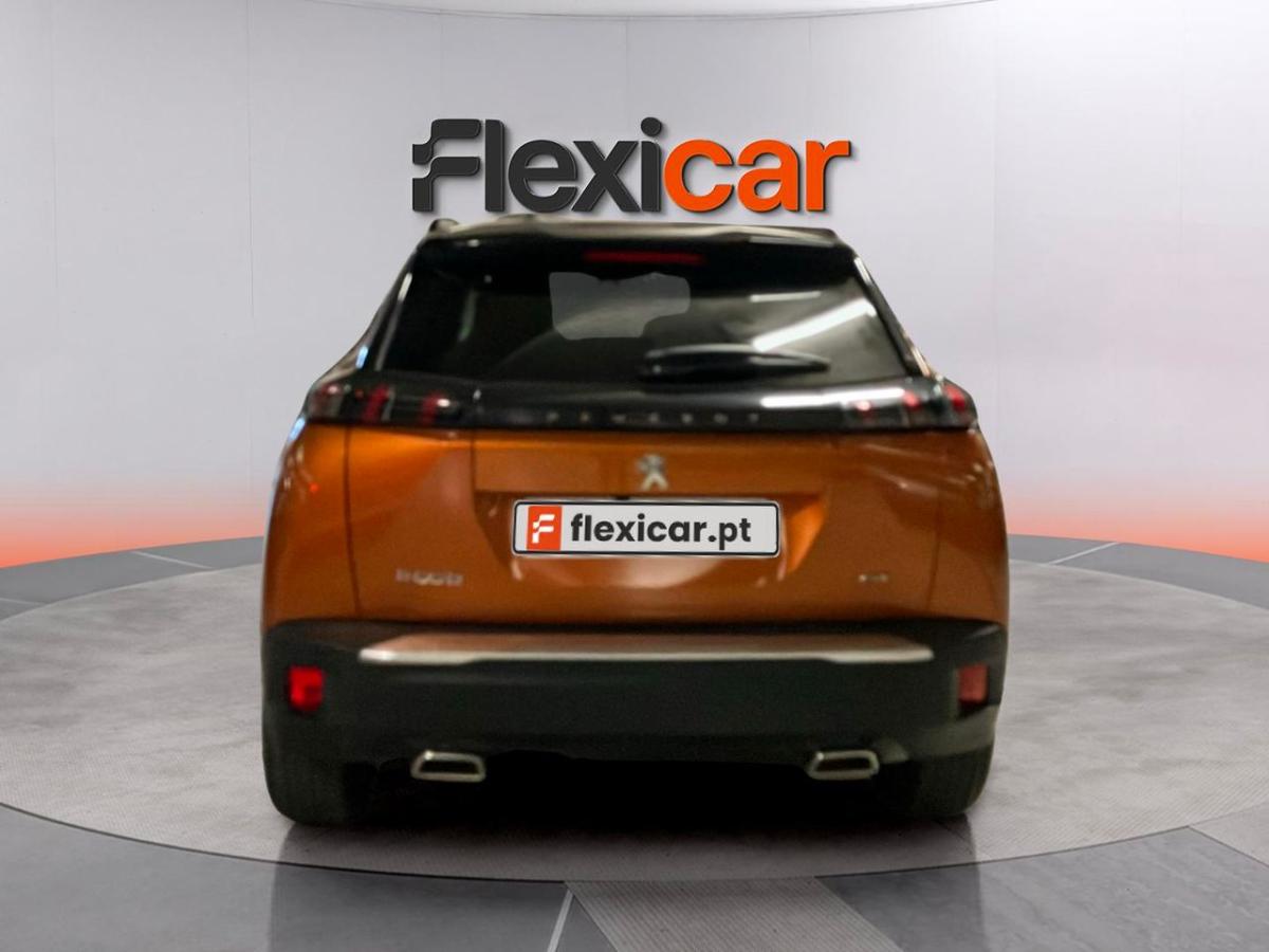 peugeot-2008-2022-gasolina-1199cc