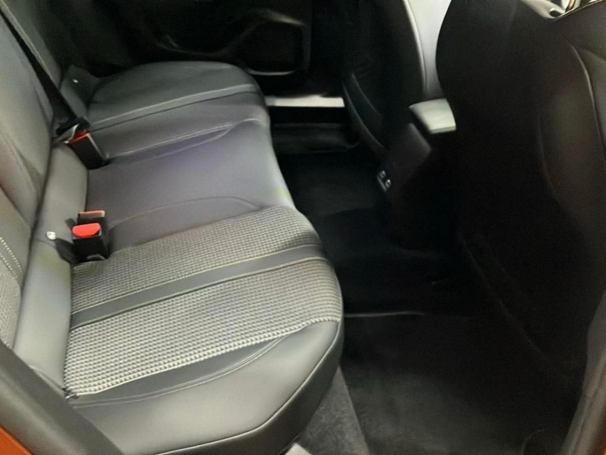 peugeot-2008-2022-gasolina-1199cc