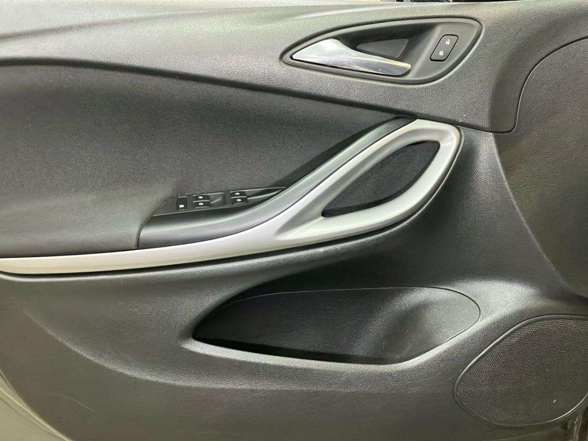 opel-astra-2019-diesel-1598cc