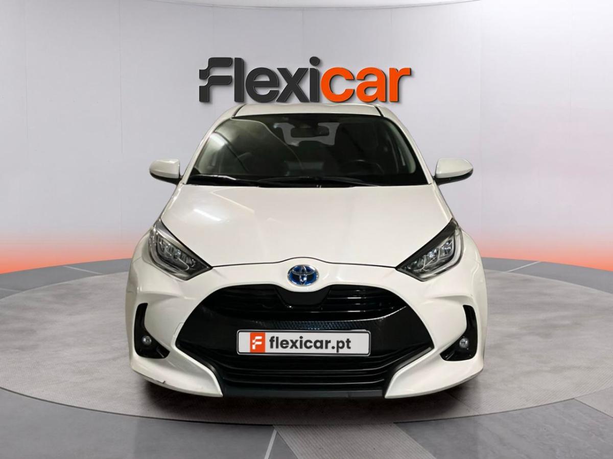 toyota-yaris-2022-hibrido-a-gasolina-1497cc