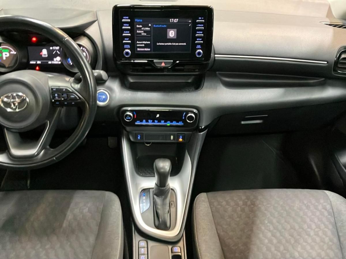 toyota-yaris-2022-hibrido-a-gasolina-1497cc