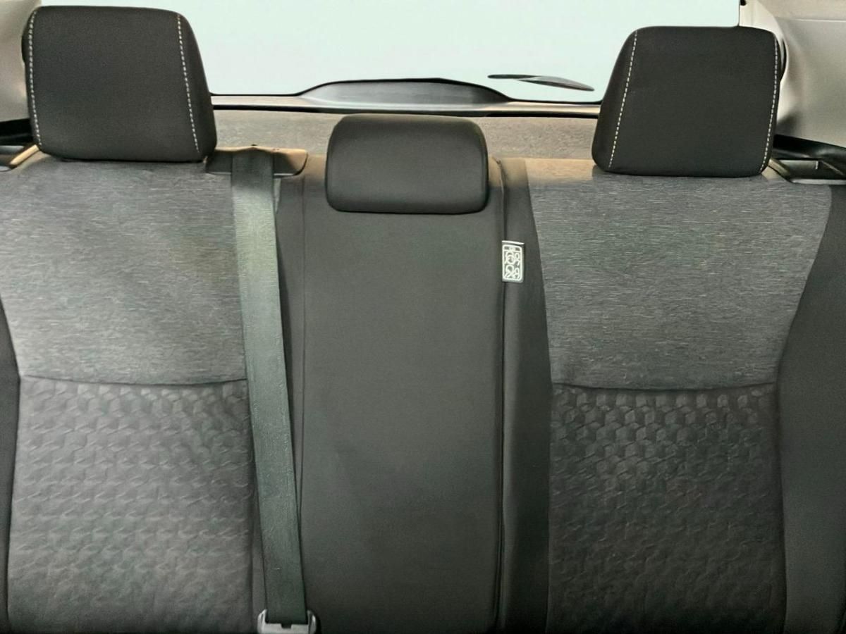 toyota-yaris-2022-hibrido-a-gasolina-1497cc