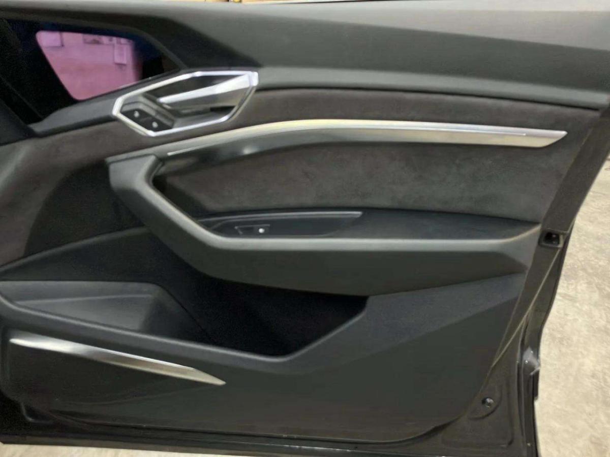 audi-e-tron-2020-eletrico-0cc