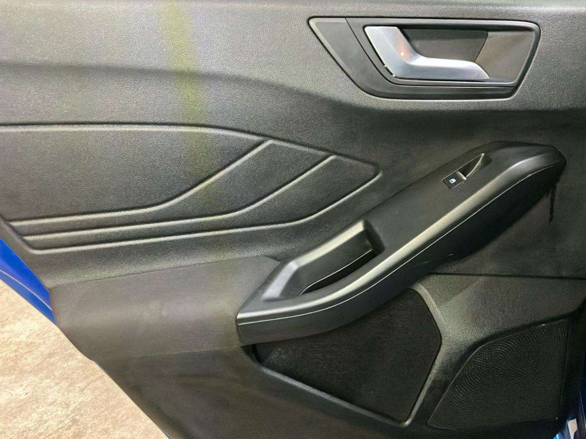 ford-focus-2023-gasolina-998cc