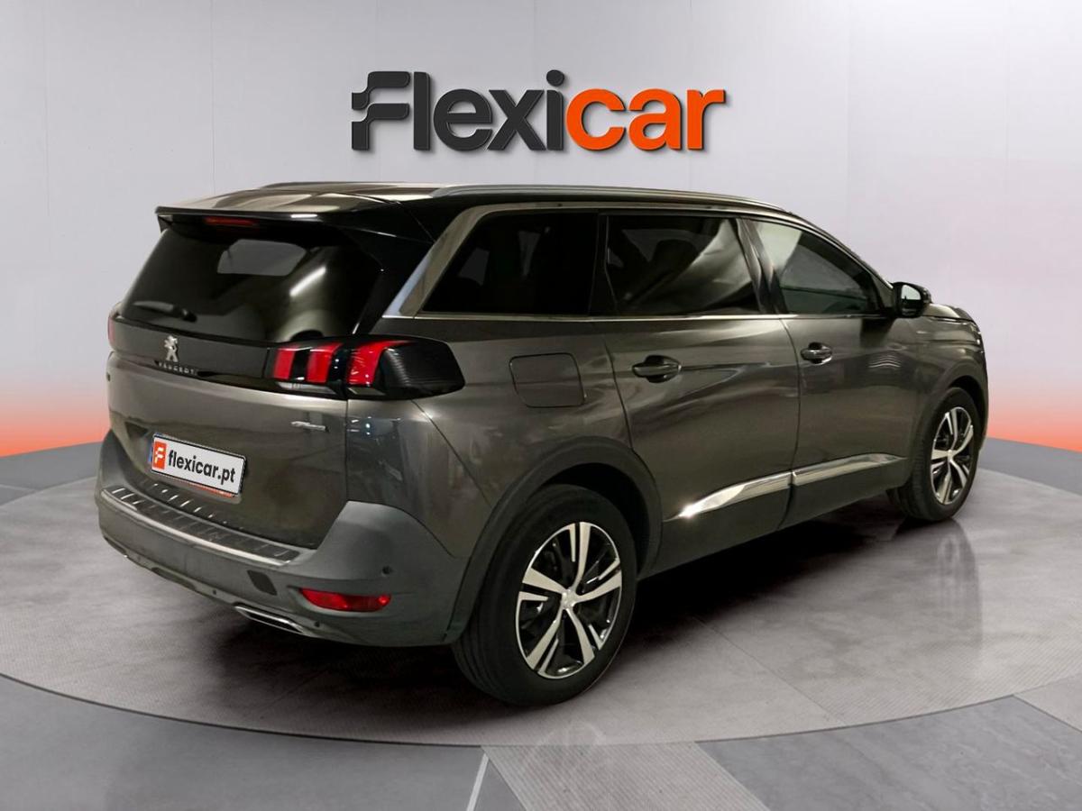 peugeot-5008-2018-diesel-1499cc