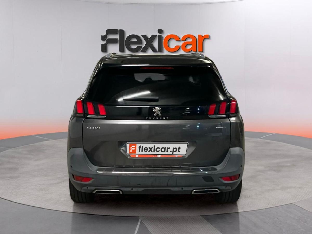 peugeot-5008-2018-diesel-1499cc