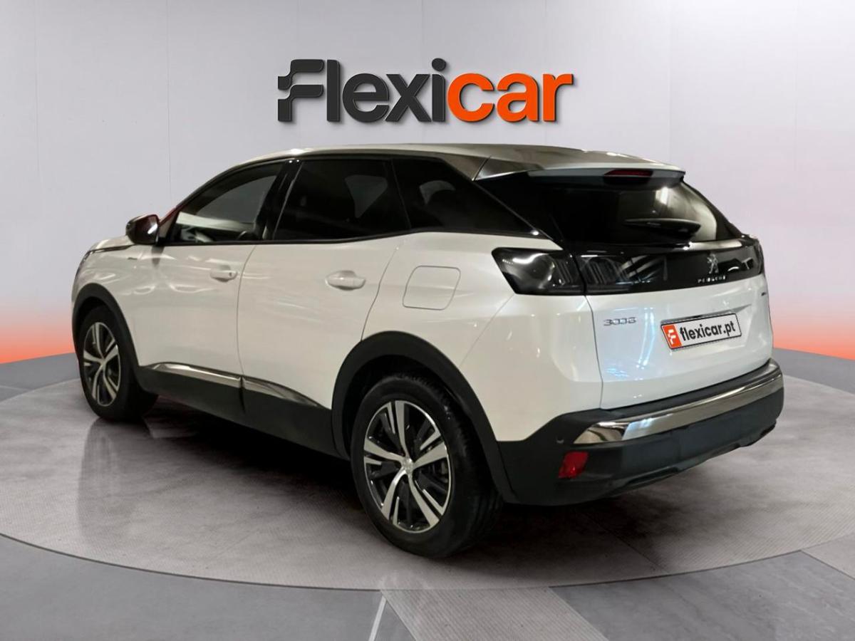 peugeot-3008-2023-hibrido-a-gasolina-1598cc