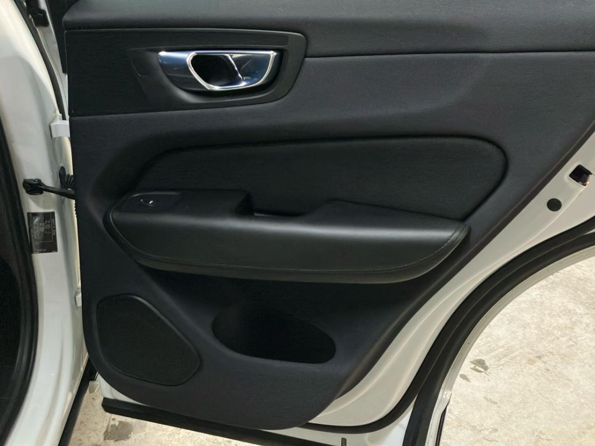 volvo-xc60-2019-hibrido-a-gasolina-1969cc