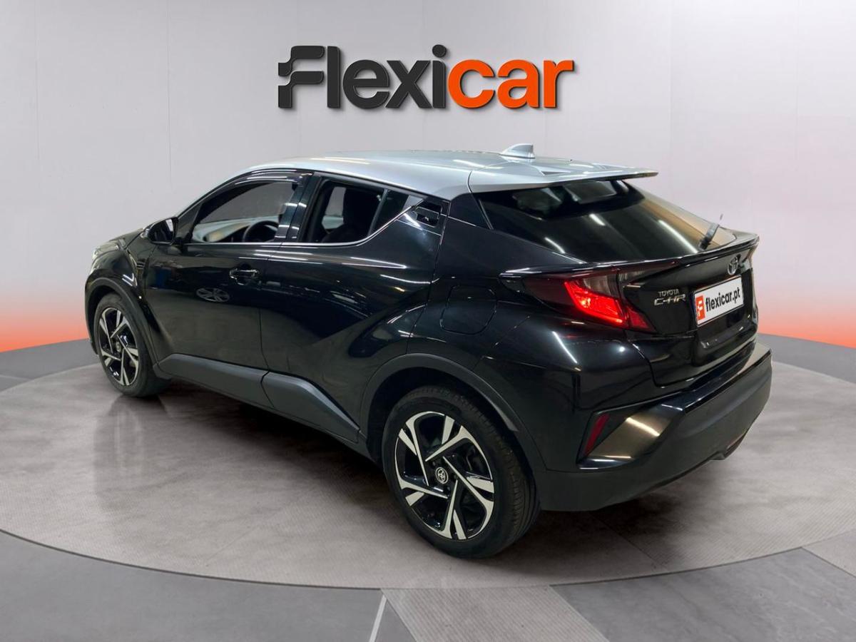 toyota-c-hr-2023-hibrido-a-gasolina-1798cc