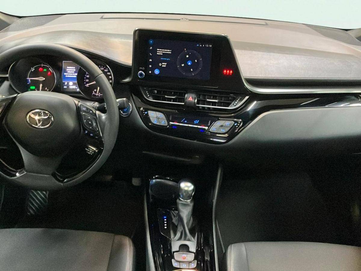 toyota-c-hr-2023-hibrido-a-gasolina-1798cc