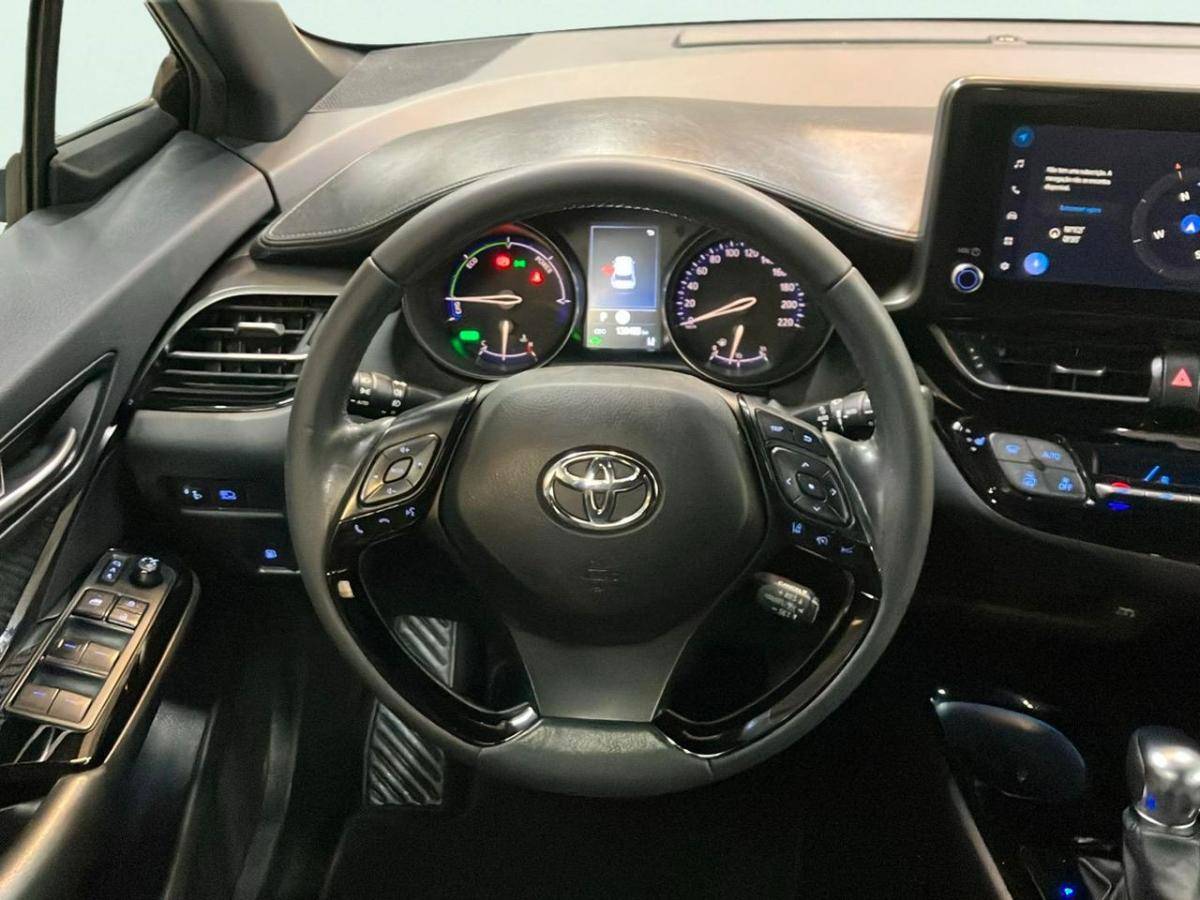toyota-c-hr-2023-hibrido-a-gasolina-1798cc
