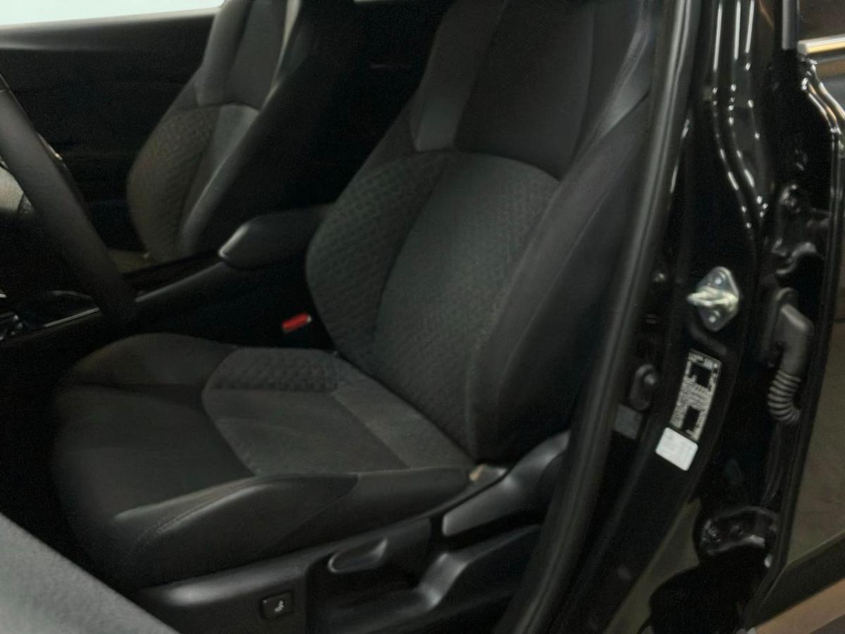 toyota-c-hr-2023-hibrido-a-gasolina-1798cc