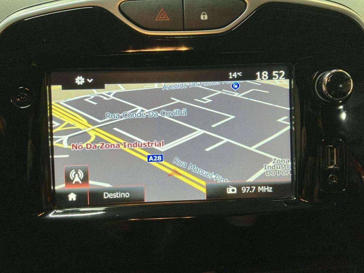renault-clio-sport-tourer-2015-gasolina-898cc