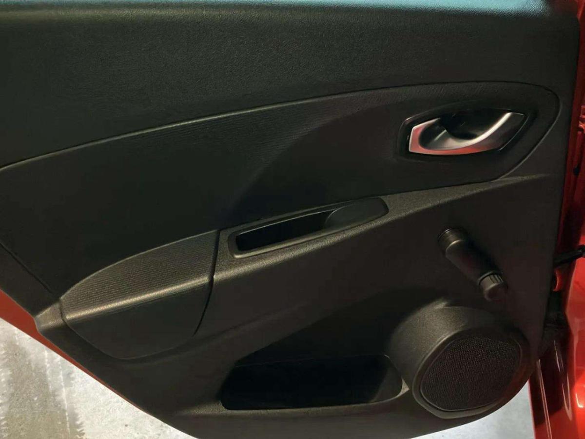 renault-clio-sport-tourer-2015-gasolina-898cc