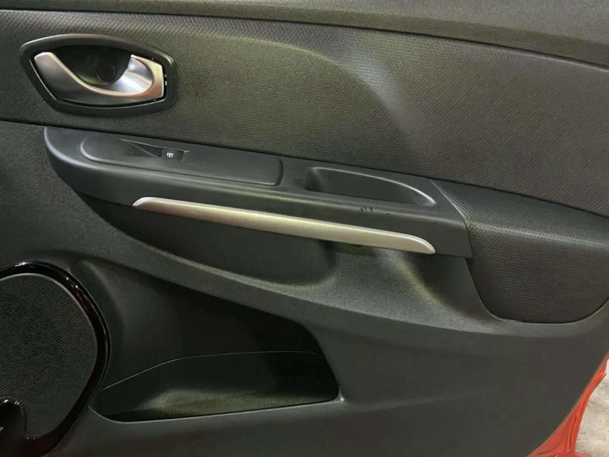 renault-clio-sport-tourer-2015-gasolina-898cc