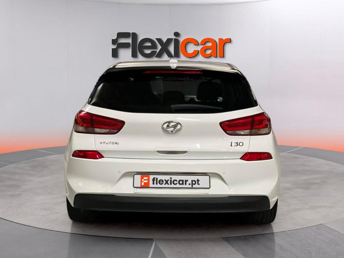 hyundai-i30-2017-diesel-1598cc