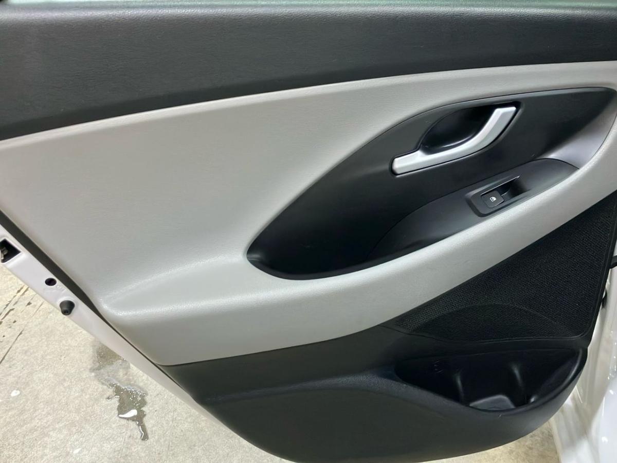 hyundai-i30-2017-diesel-1598cc