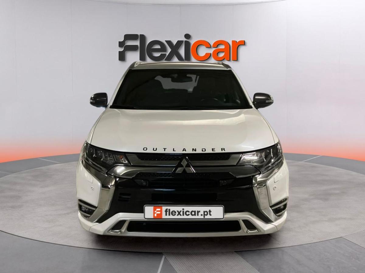 mitsubishi-outlander-2020-hibrido-a-gasolina-2360cc