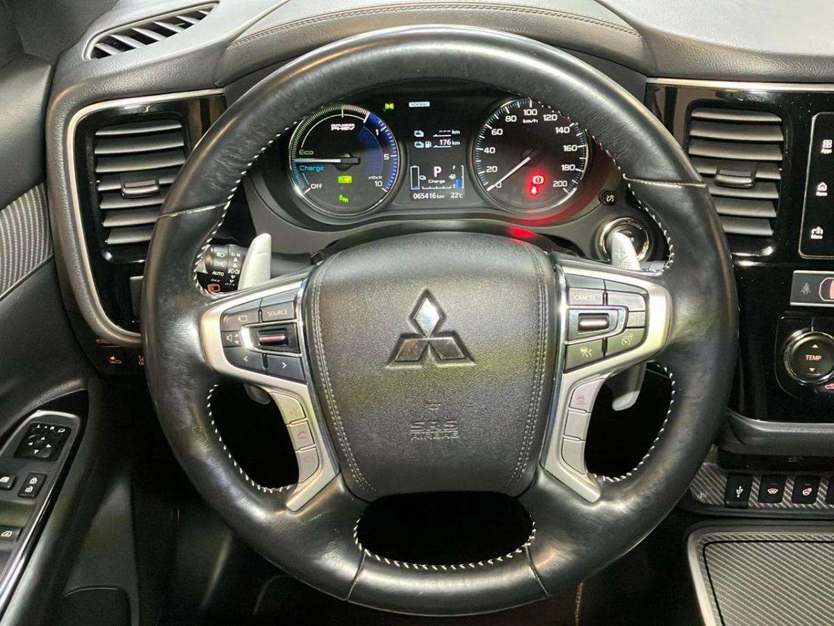 mitsubishi-outlander-2020-hibrido-a-gasolina-2360cc
