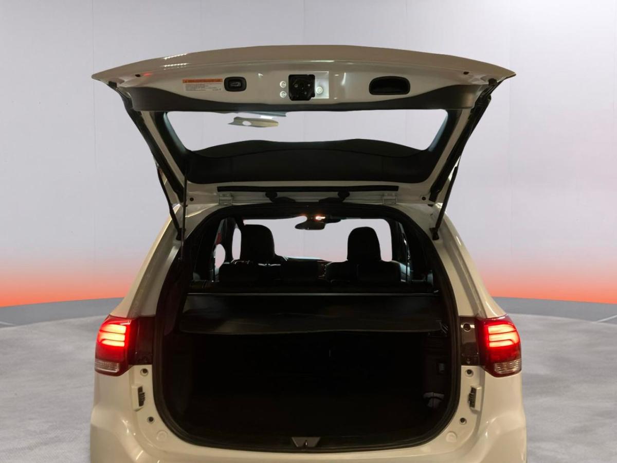 mitsubishi-outlander-2020-hibrido-a-gasolina-2360cc