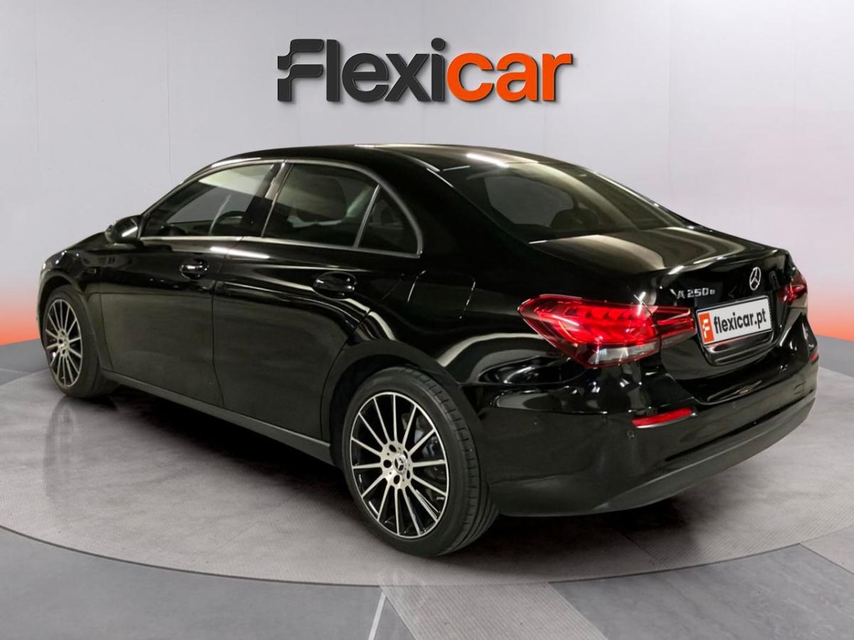 mercedes-benz-classe-a-2020-hibrido-a-gasolina-1332cc