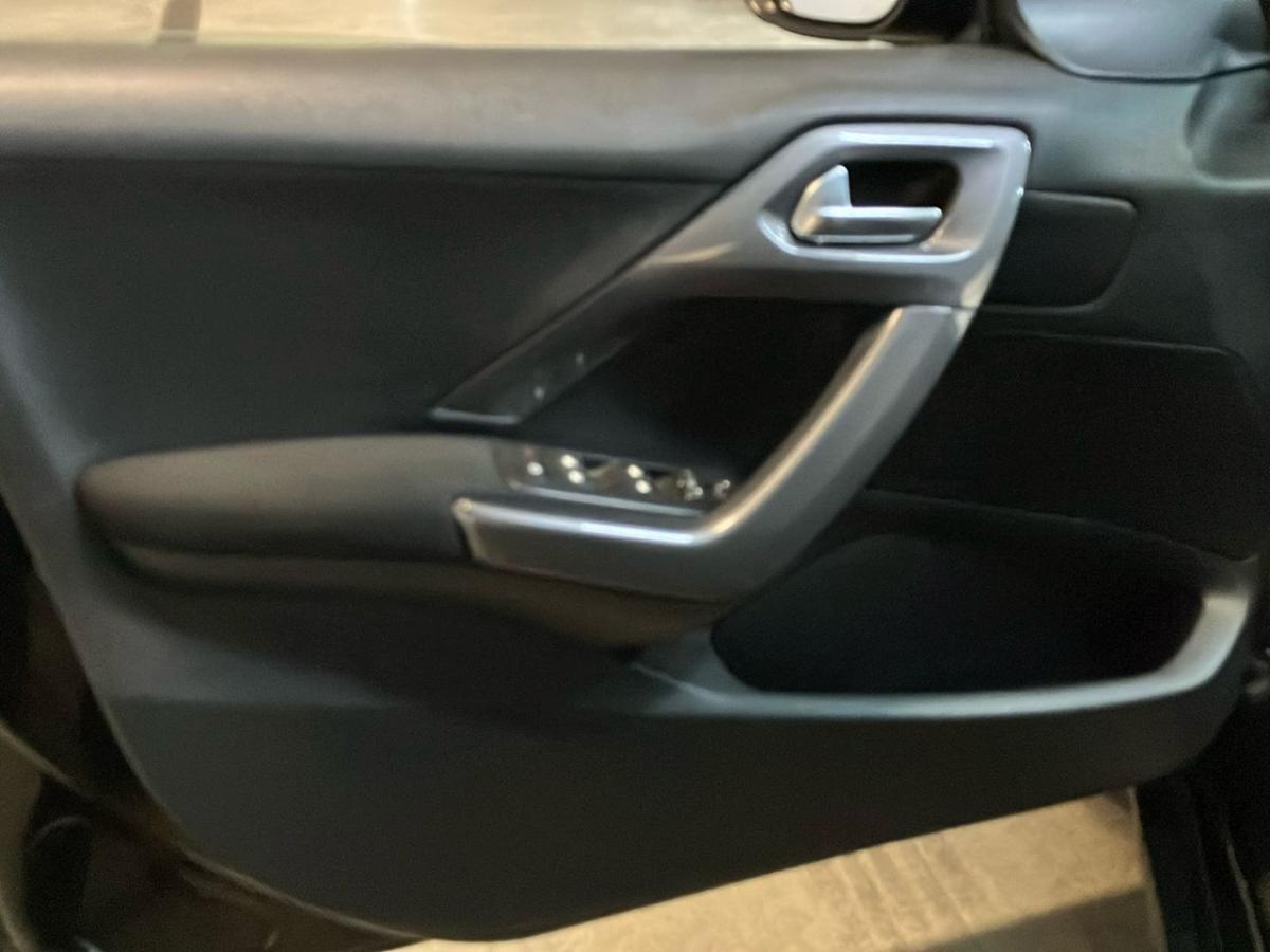peugeot-2008-2019-gasolina-1199cc