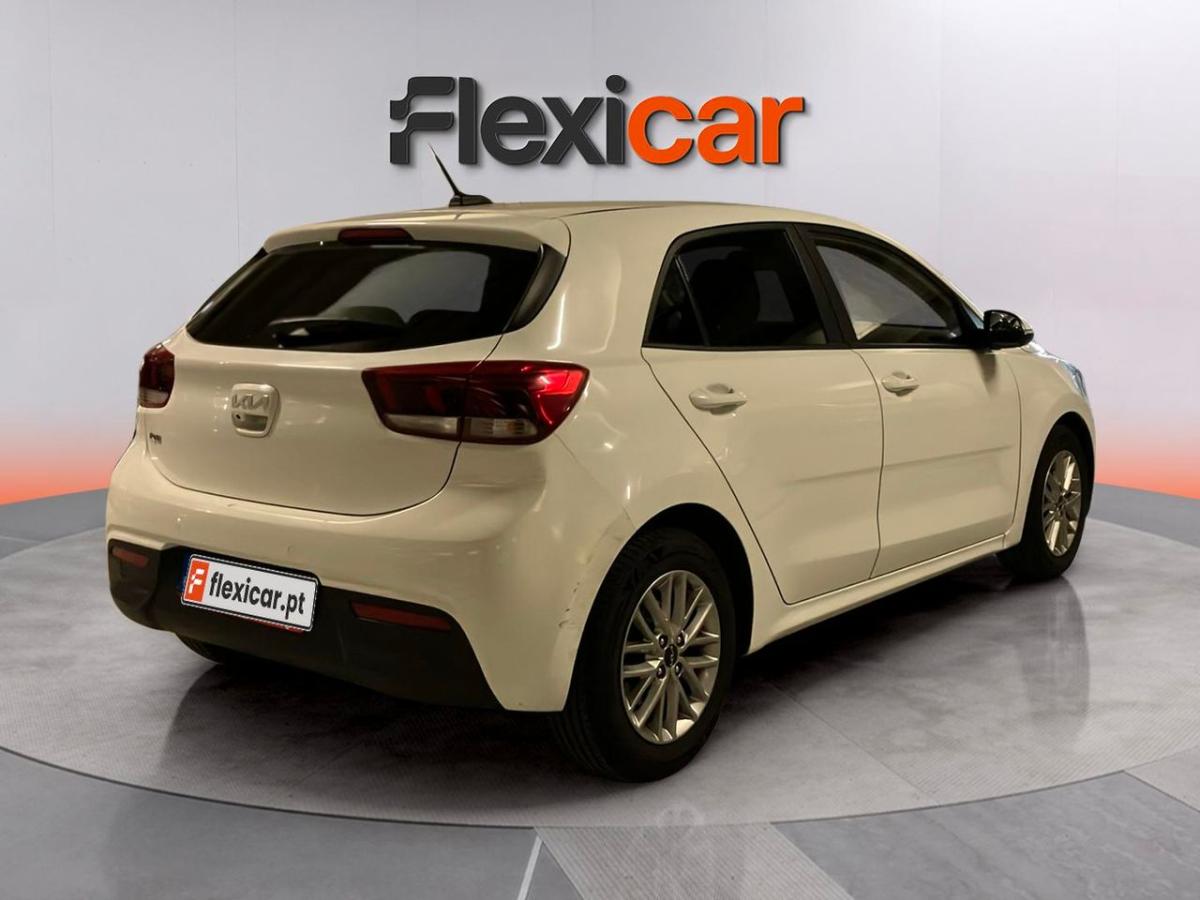 kia-rio-2022-gasolina-998cc