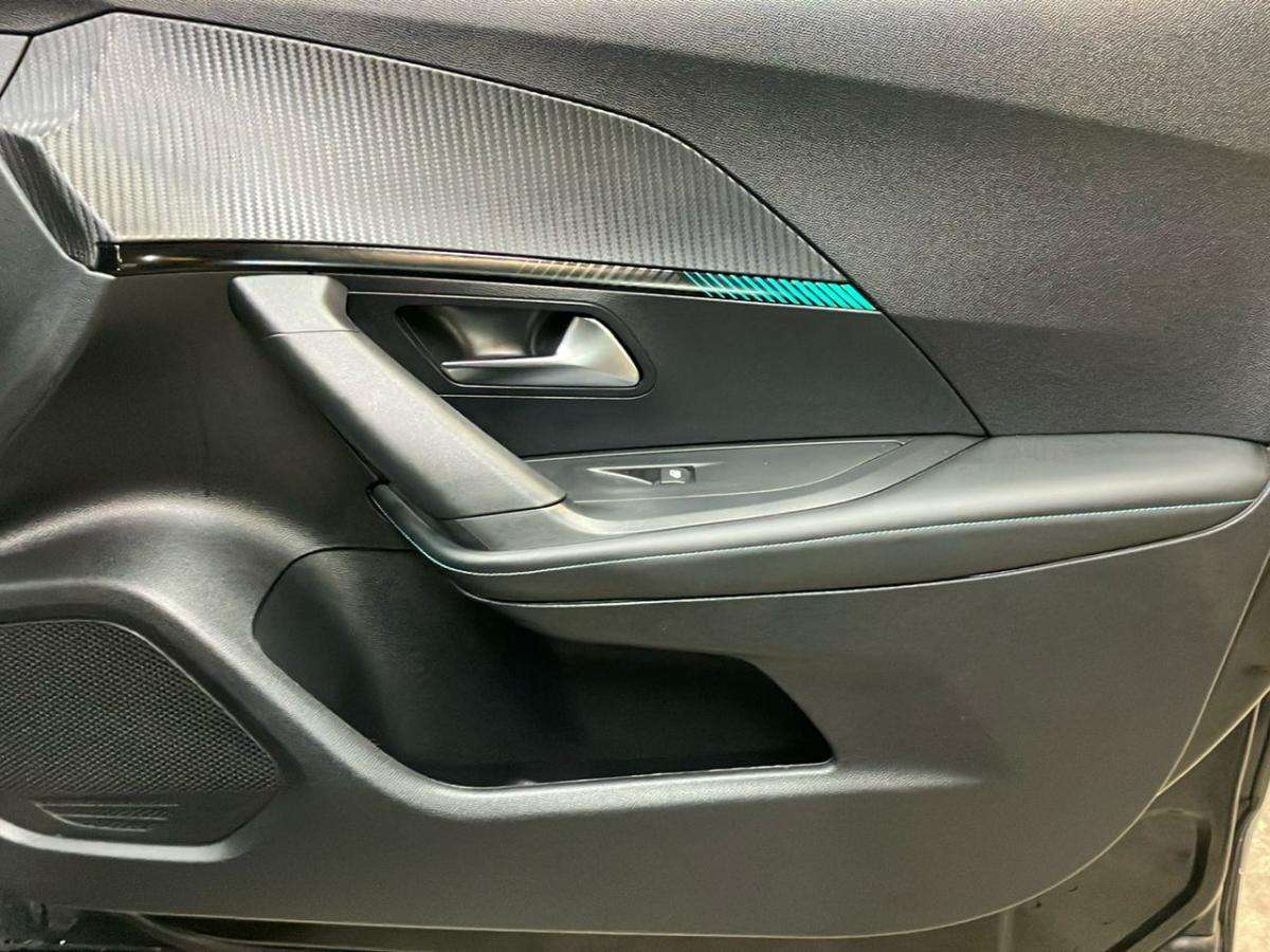 peugeot-2008-2023-eletrico-0cc