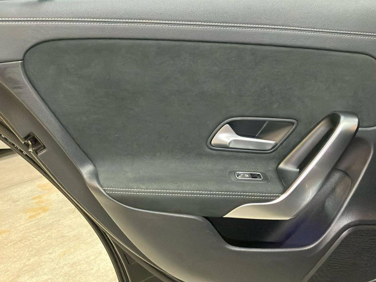 mercedes-benz-classe-a-2021-hibrido-a-gasolina-1332cc