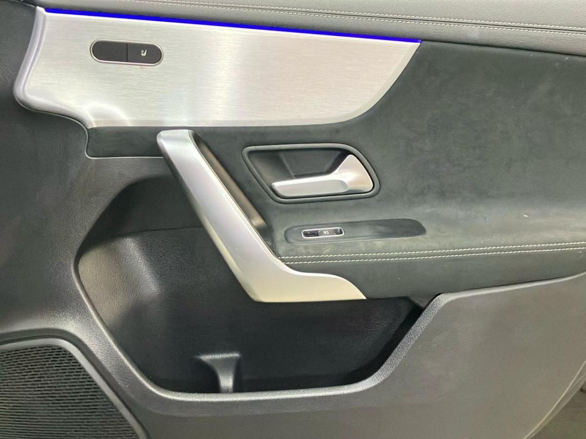 mercedes-benz-classe-a-2021-hibrido-a-gasolina-1332cc